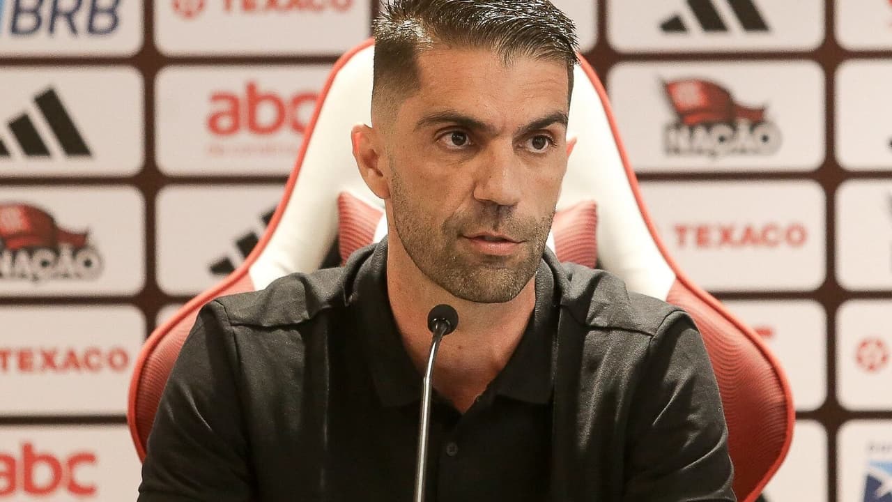 Desculpa do Diretor da Base do Flamengo por Comentário Polêmico sobre Jogadores Africanos