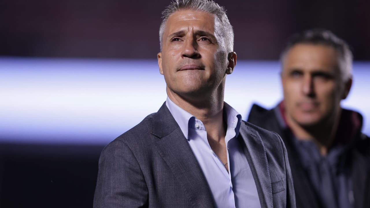 Crespo analisa vitória do São Paulo sobre o Corinthians em coletiva após jogo