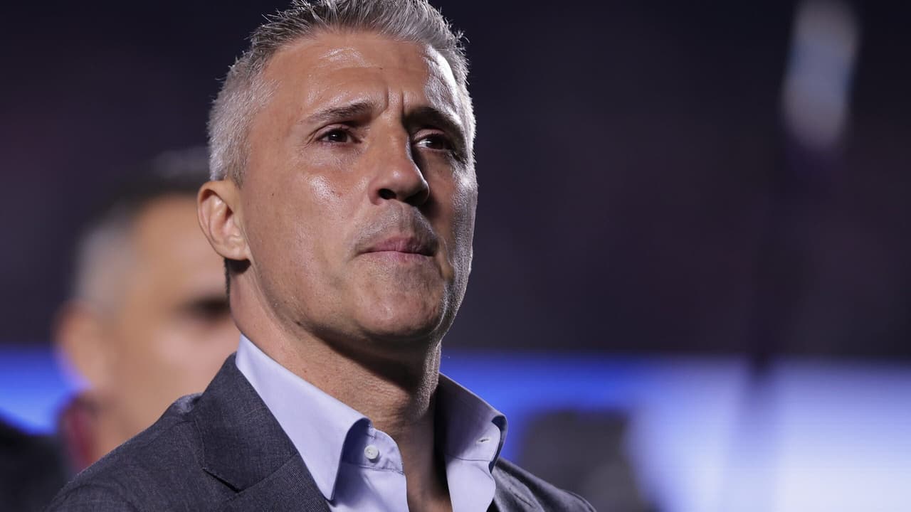 Crespo elogia Luciano como destaque do São Paulo na vitória contra o Corinthians