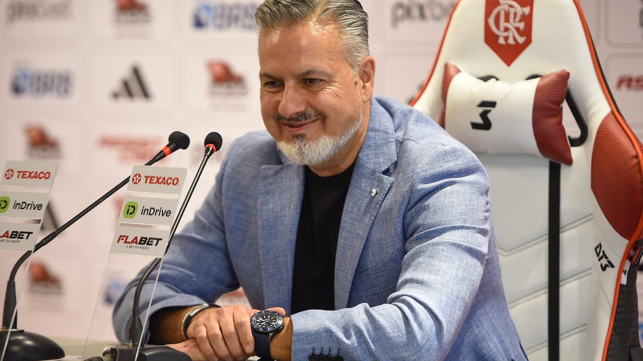 Comentarista critica valores de alvo do Flamengo: falta de responsabilidade.