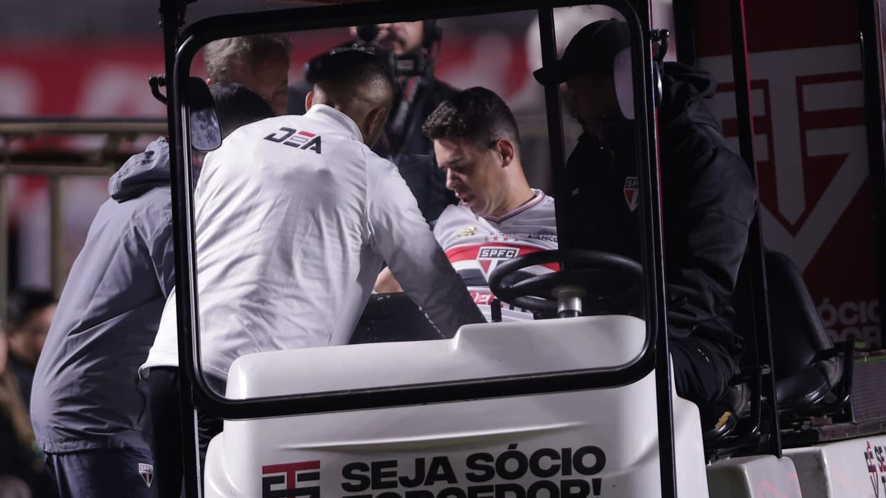 Oscar é hospitalizado e São Paulo informa sobre sua condição física