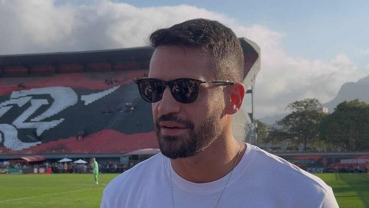 Renato Augusto pede paciência e foco aos jovens do Flamengo: 'Estejam preparados'