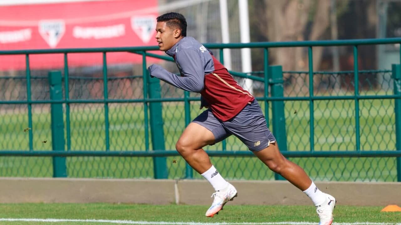 São Paulo: Ryan Francisco sofre grave lesão e passará por cirurgia