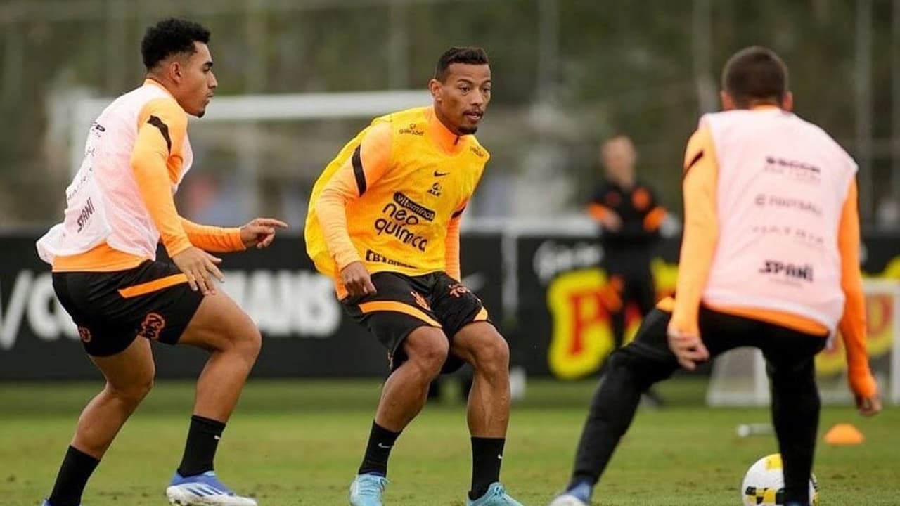 Ruan Oliveira é o mais novo reforço do Zorya Luhansk na Ucrânia