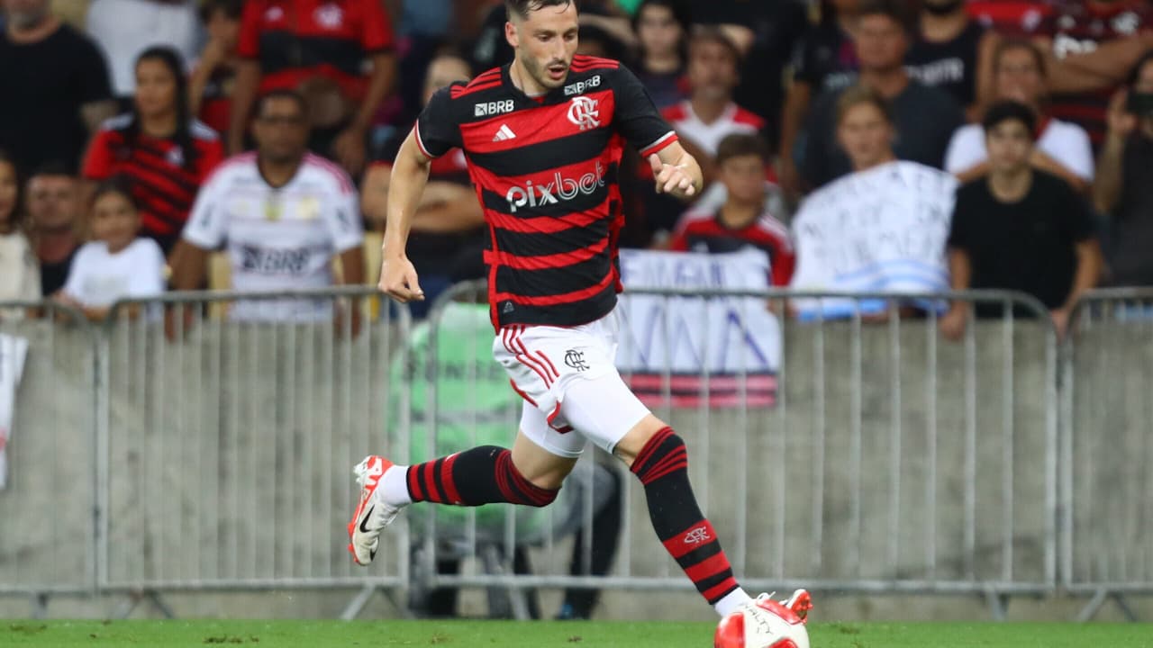 Flamengo contará com atletas do time principal em amistoso contra o Bayer.
