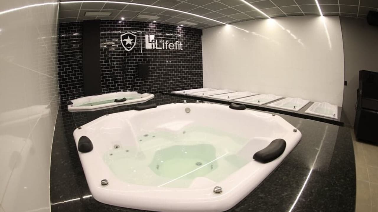 Botafogo moderniza 'área molhada' do estádio Nilton Santos