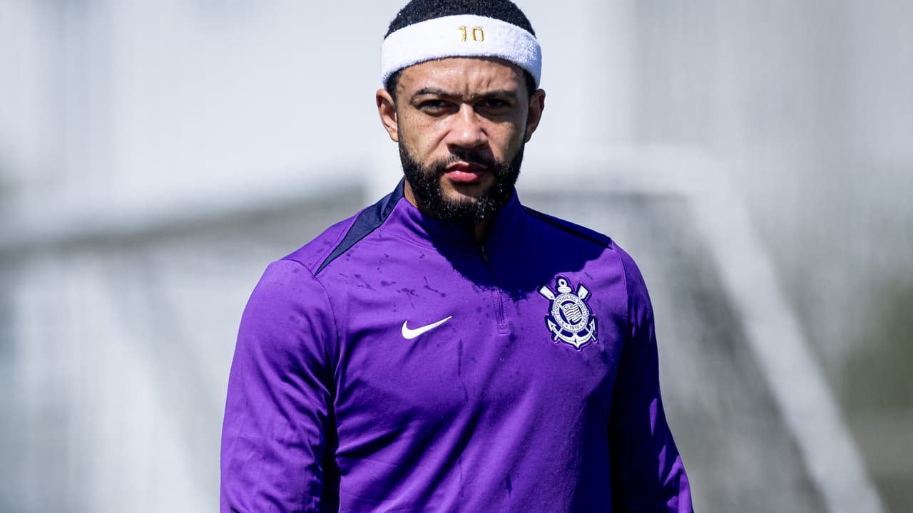 Memphis eleva polêmicas e gera preocupação no Corinthians