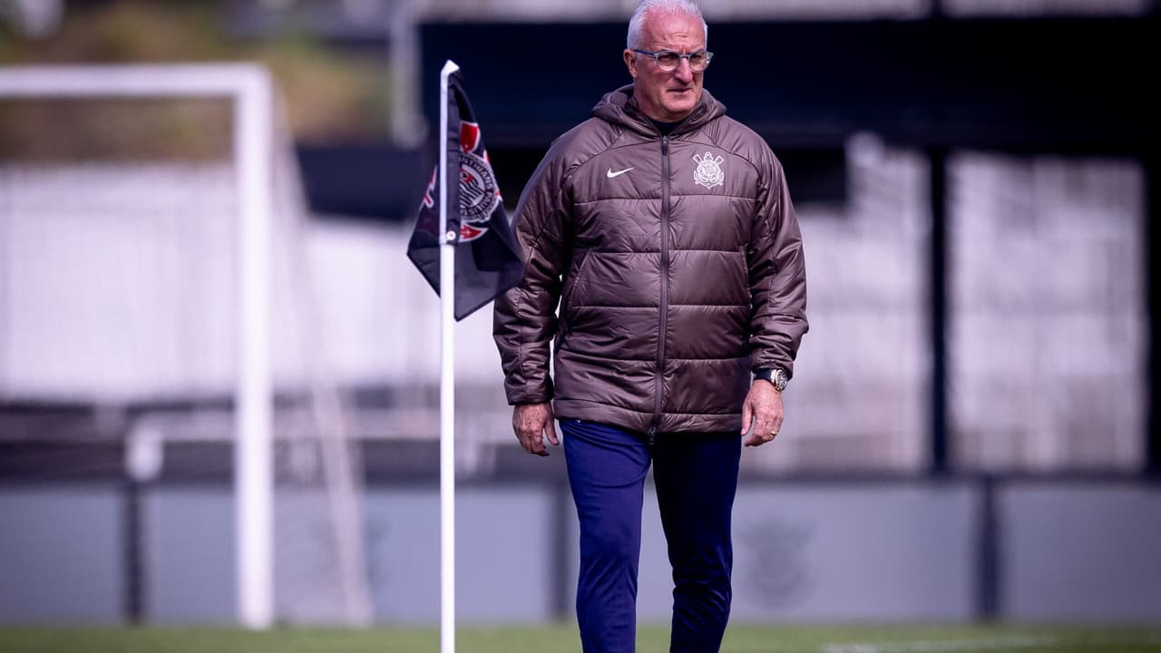 Zagueiro reforça elenco do Corinthians para Dorival Júnior após retorno.