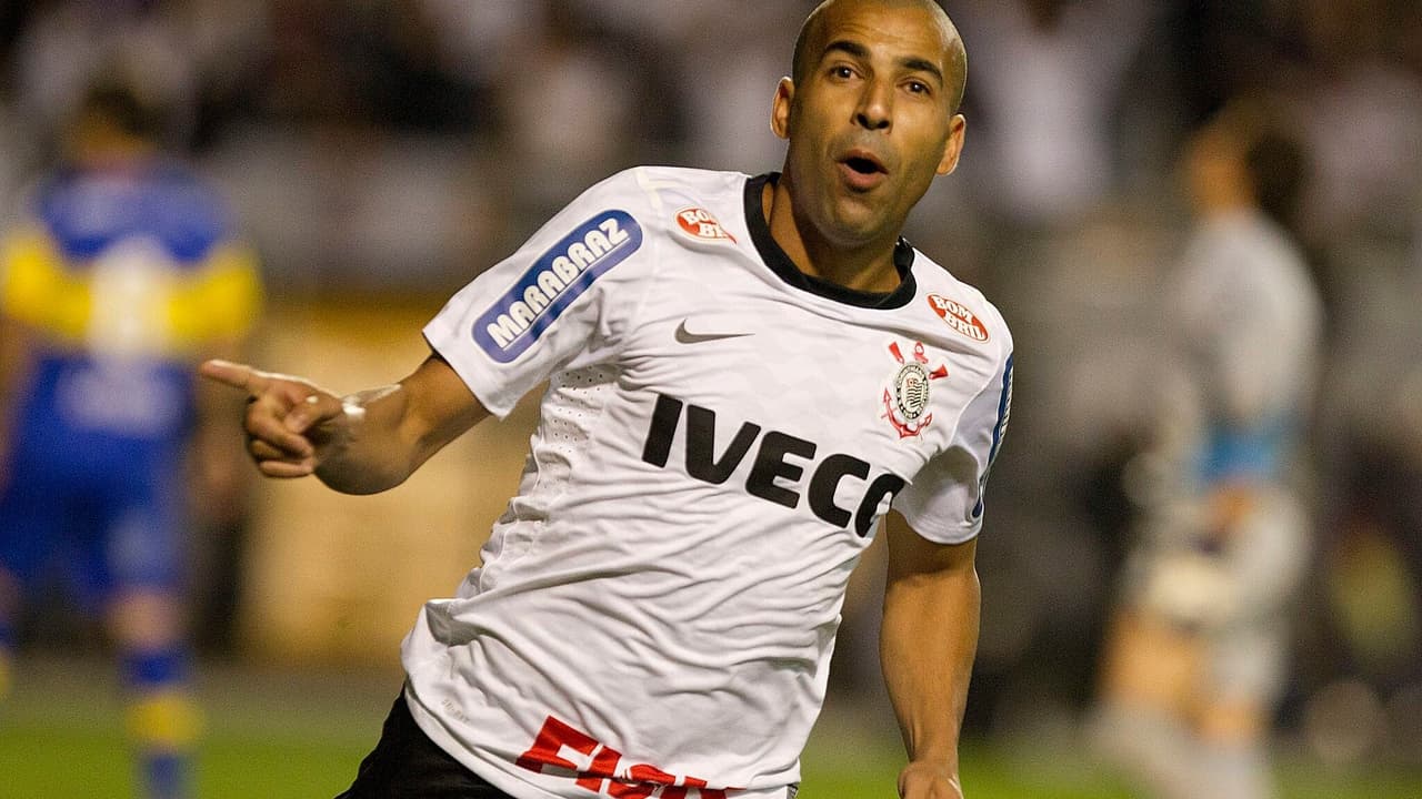 Sheik Recorda Libertadores do Corinthians e se Emociona: 