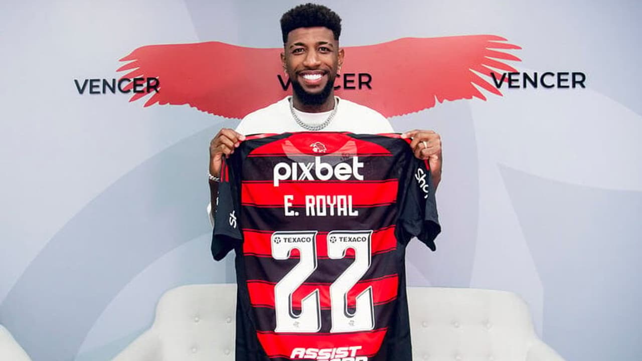 Flamengo regulariza Emerson Royal, que pode estrear contra o Atlético-MG