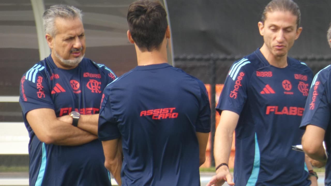 Flamengo Inicia Janela de Transferências com Estratégia Definida no Mercado da bola