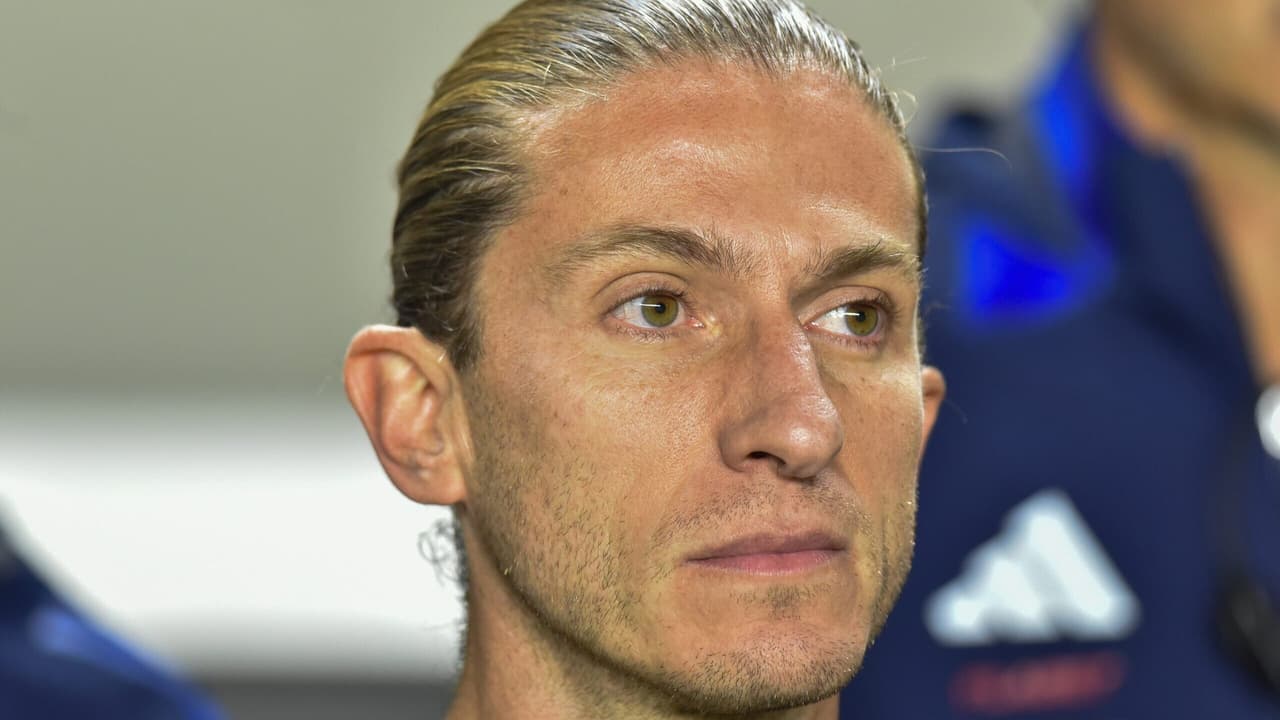 Filipe Luís vê falta de agressividade do Flamengo e se rende a Neymar: 'Extraordinário'