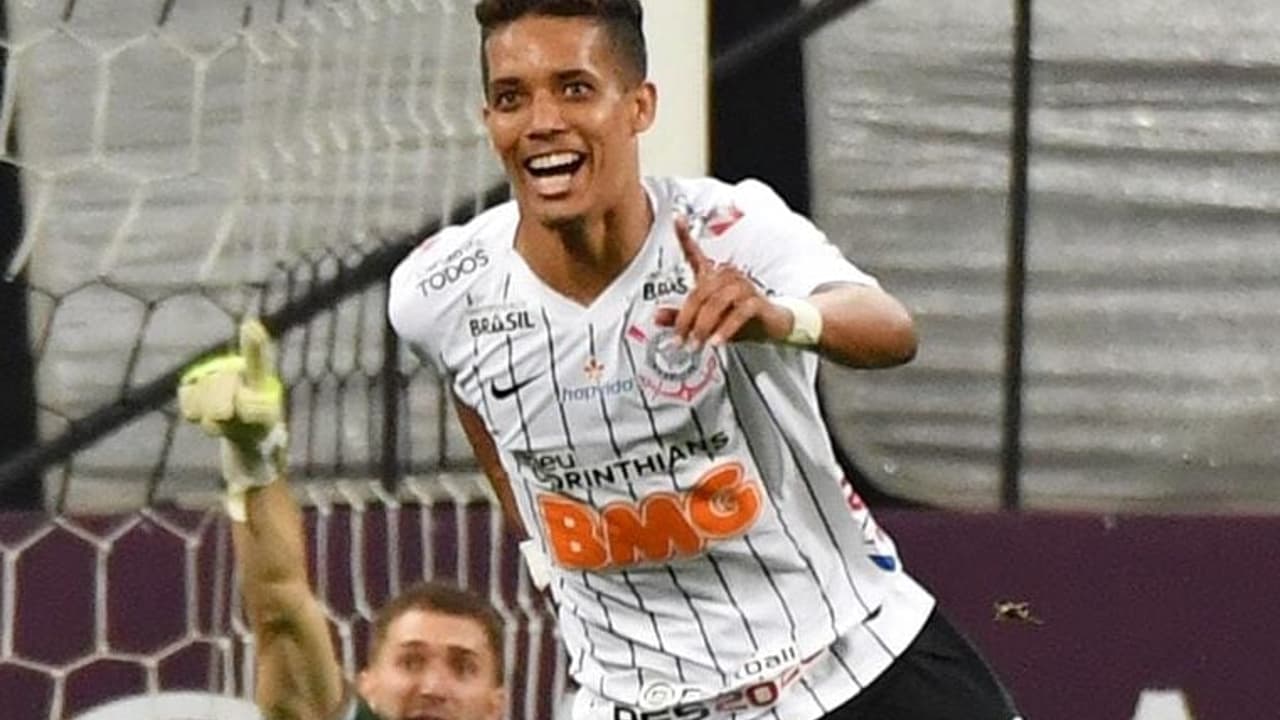 Pedrinho, ex-jogador de Corinthians e Atlético-MG: saiba seu paradeiro atual no futebol.