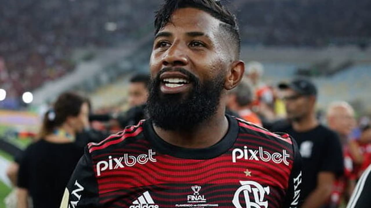 Flamengo: Rodinei responde comparações e manda recado a Emerson Royal