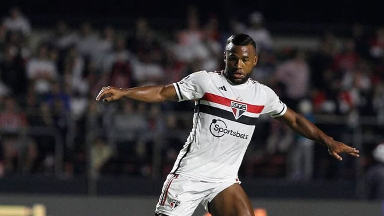 Luan é convocado pelo São Paulo pela primeira vez sob comando de Crespo