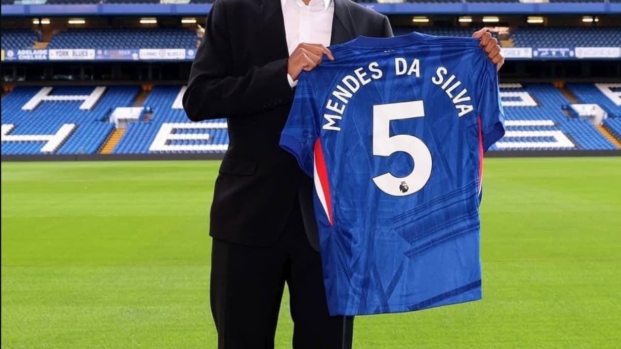 Filho de Thiago Silva assina primeiro contrato com o Chelsea; veja