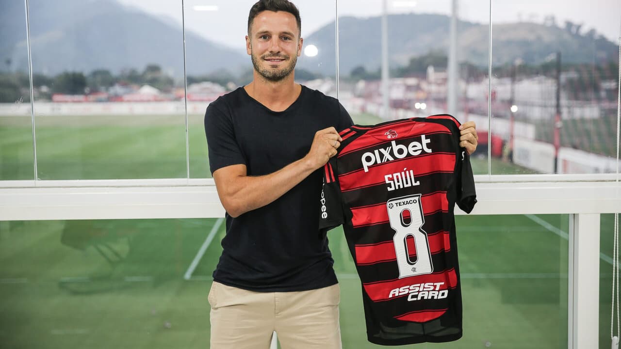 Saúl manda recado a ex-alvo do Flamengo: 'Talento sem trabalho não é nada'
