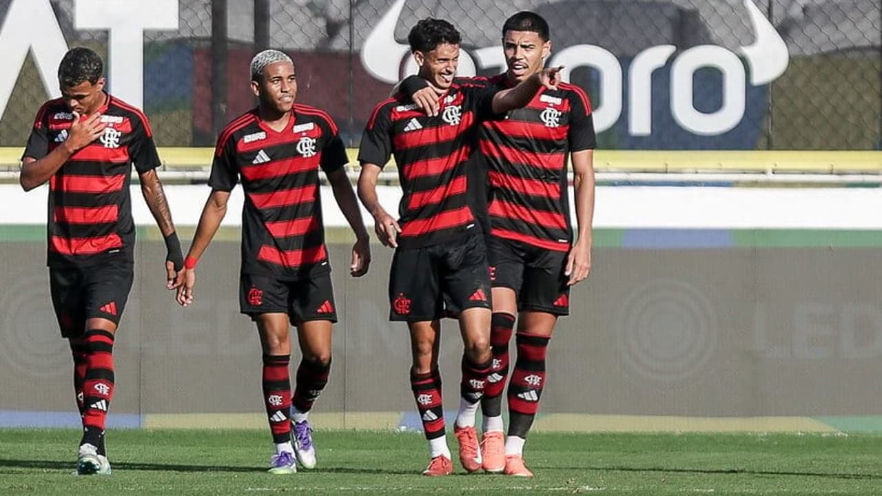 Flamengo sub-20 goleia Bayer Leverkusen em amistoso na Gávea