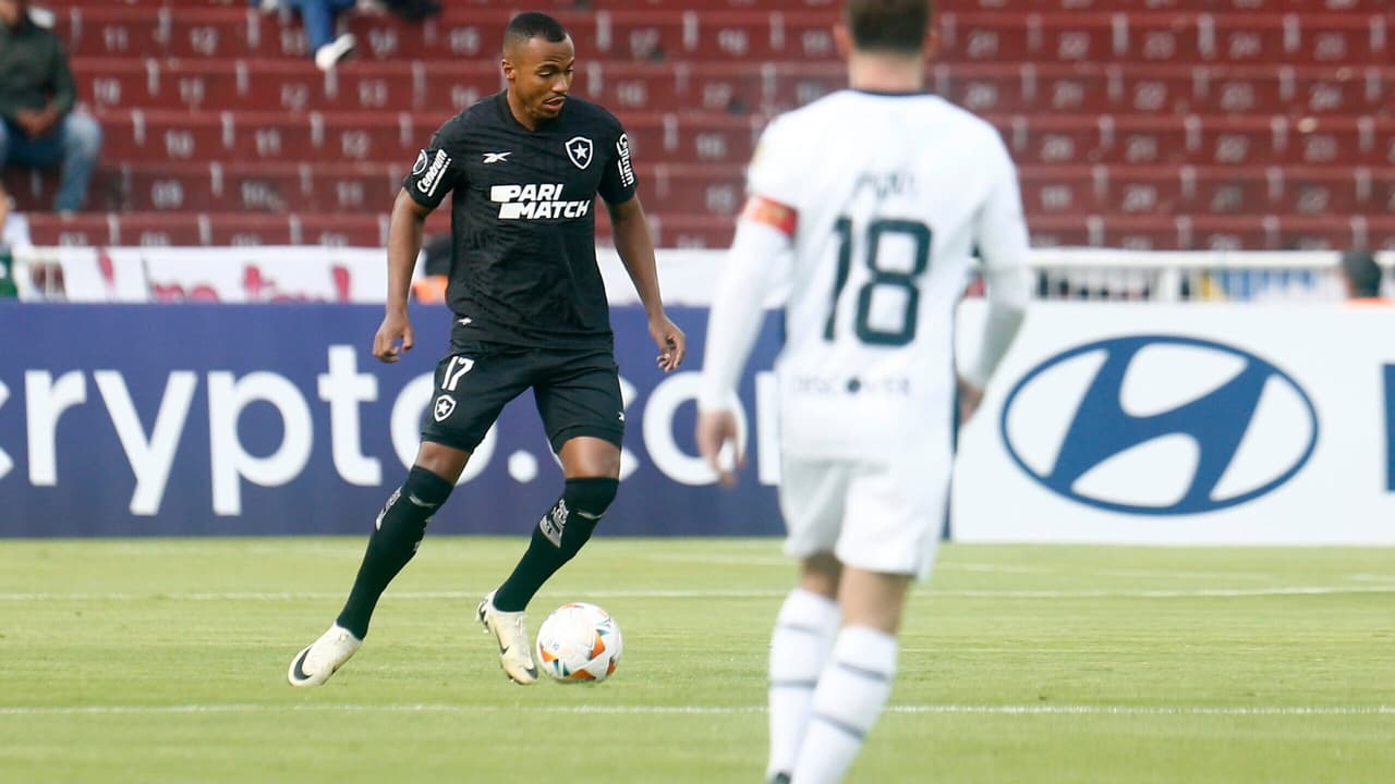 Botafogo viaja ao Equador para superar histórico na altitude