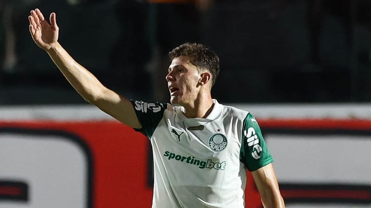 Joia do Palmeiras, campeão brasileiro sub-20, busca destaque no time principal