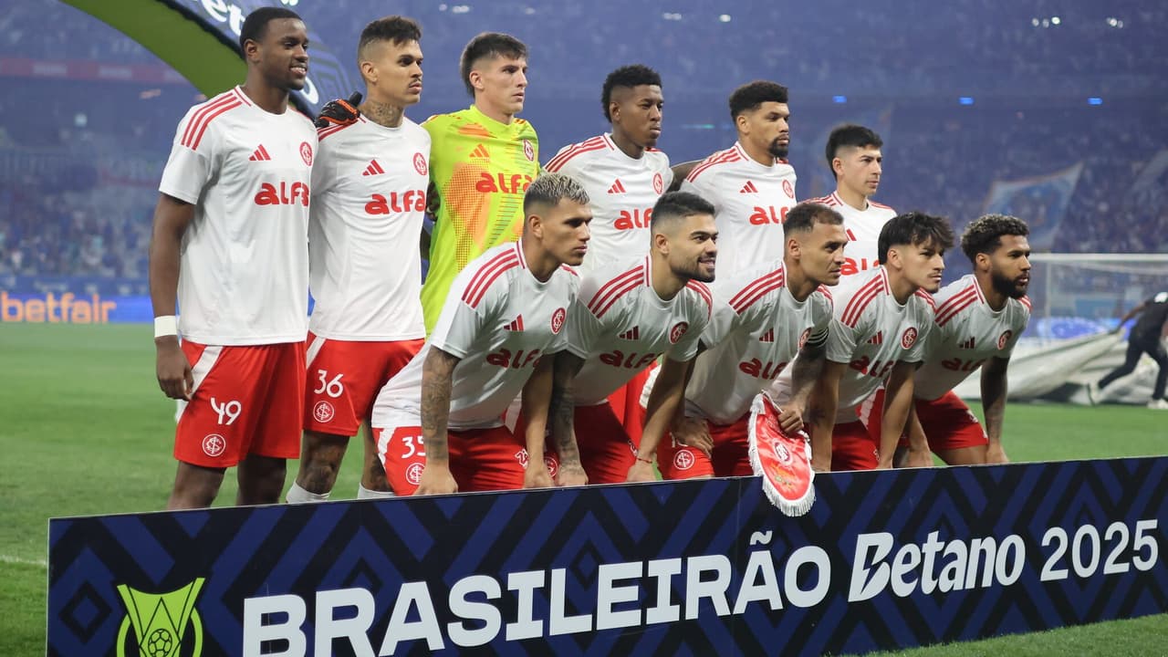 Direção interferee em discussão no vestiário do Internacional
