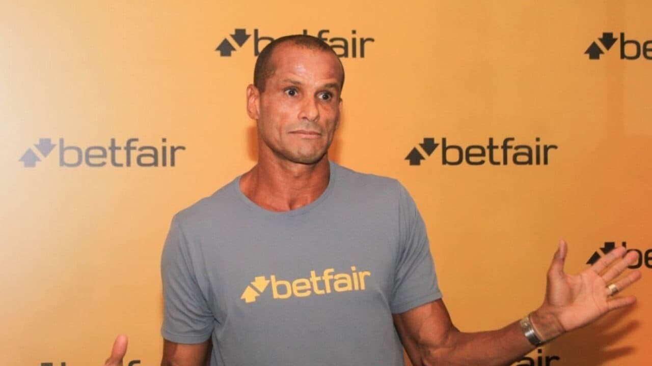 Previsões de Rivaldo para clássicos decisivos no futebol brasileiro