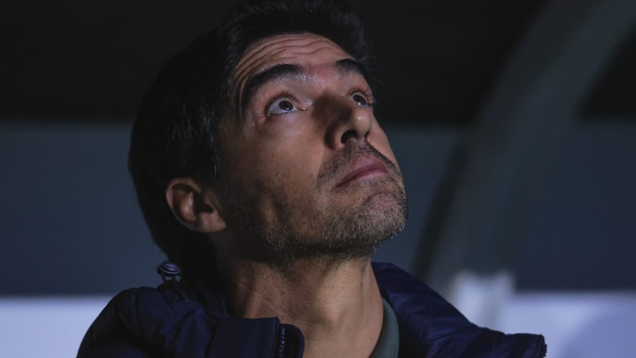 Atitude de Abel Ferreira após eliminação divide opiniões: controversa e polêmica.