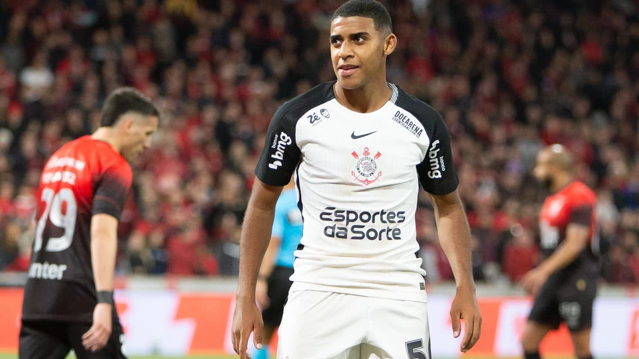 Corinthians supera Athletico e conquista vantagem na Copa do Brasil com gol de Gui Negão