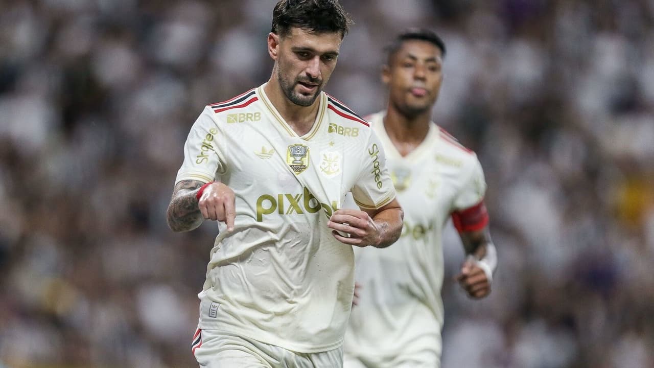 Arrascaeta revela estado físico e análise de empate do Flamengo com Ceará