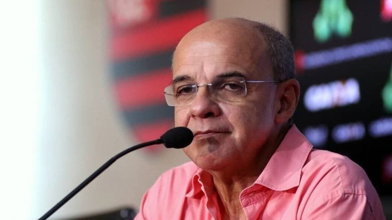 Projeto de ex-presidente do Flamengo garante votação remota em clubes de futebol.