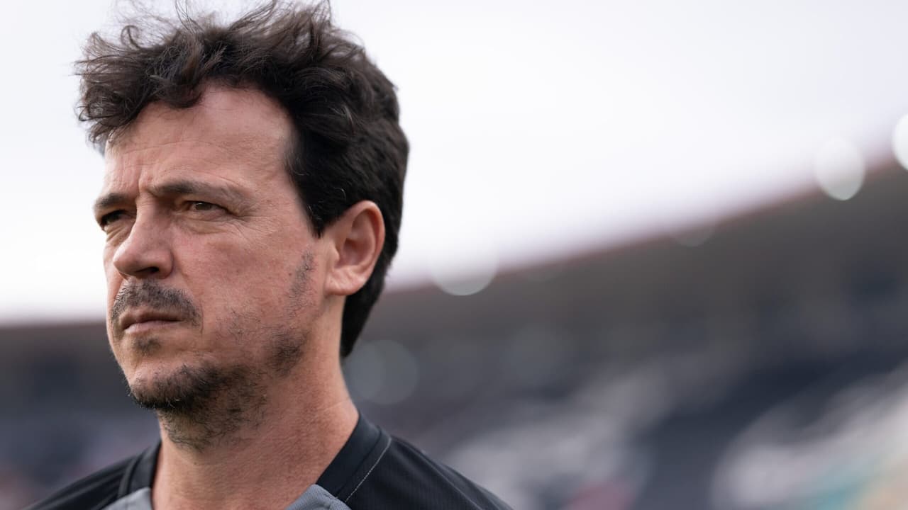 Diniz revela incômodo com Vasco no Z4, mas garante vitórias