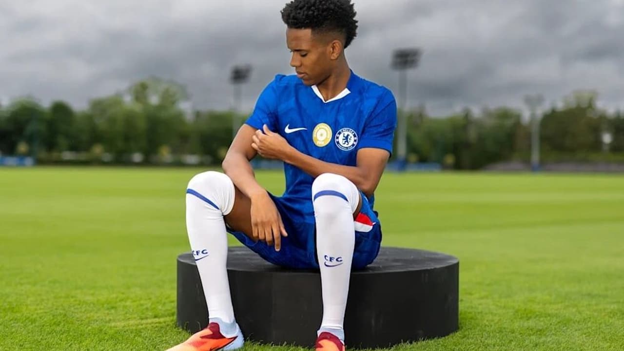 Chelsea desafia Palmeiras ao contratar Estêvão: 