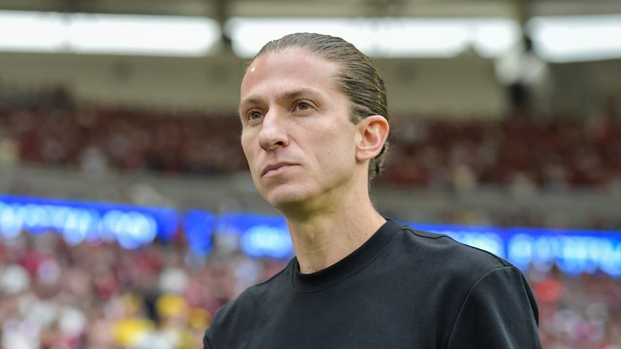 Filipe Luís considera Flamengo superior e avalia pênalti para Grêmio como duvidoso