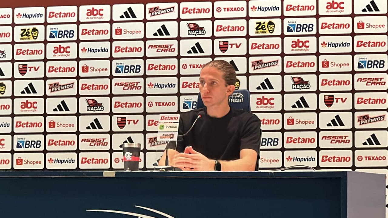 Filipe Luís comenta valor investido pelo Flamengo na contratação de Samuel Lino