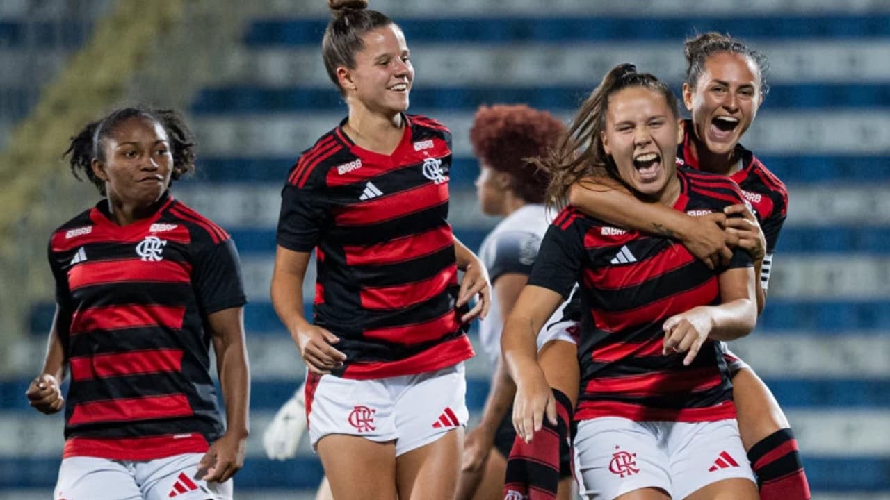 Flamengo derrota Corinthians e garante vaga na final do Brasileirão Feminino Sub-20.