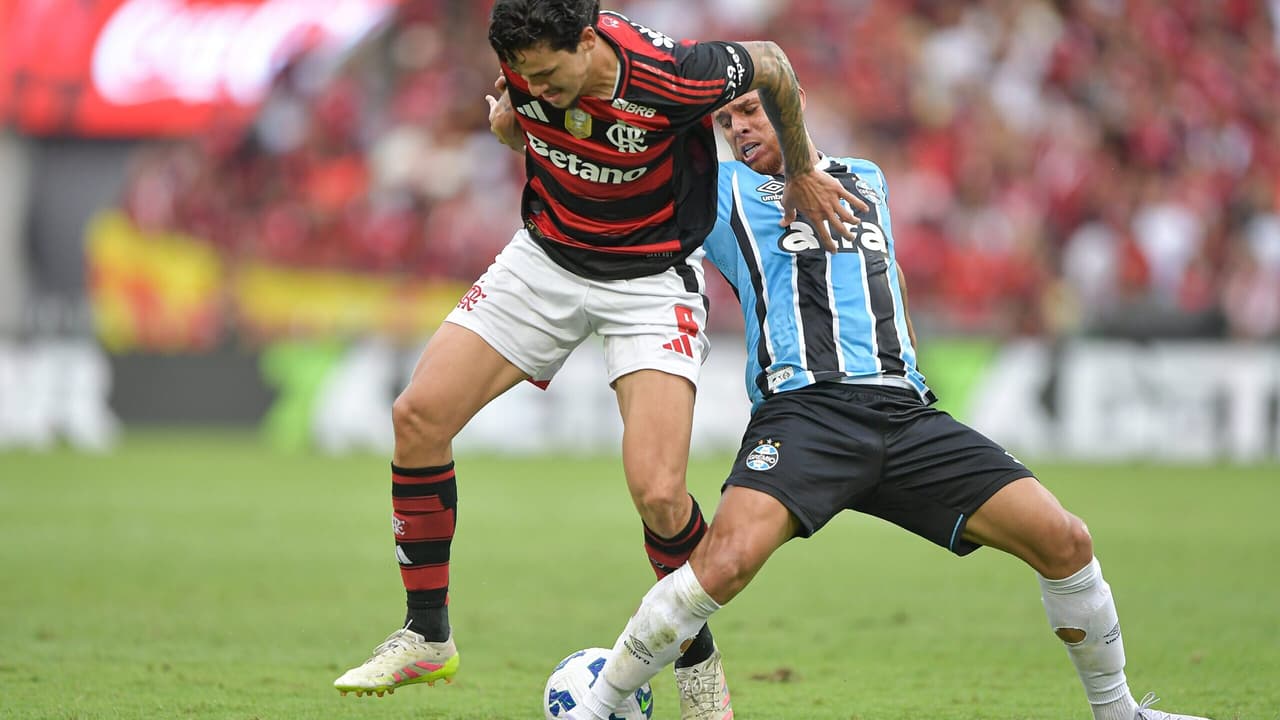 Jornalista critica arbitragem em Flamengo x Grêmio: falta de conhecimento das regras