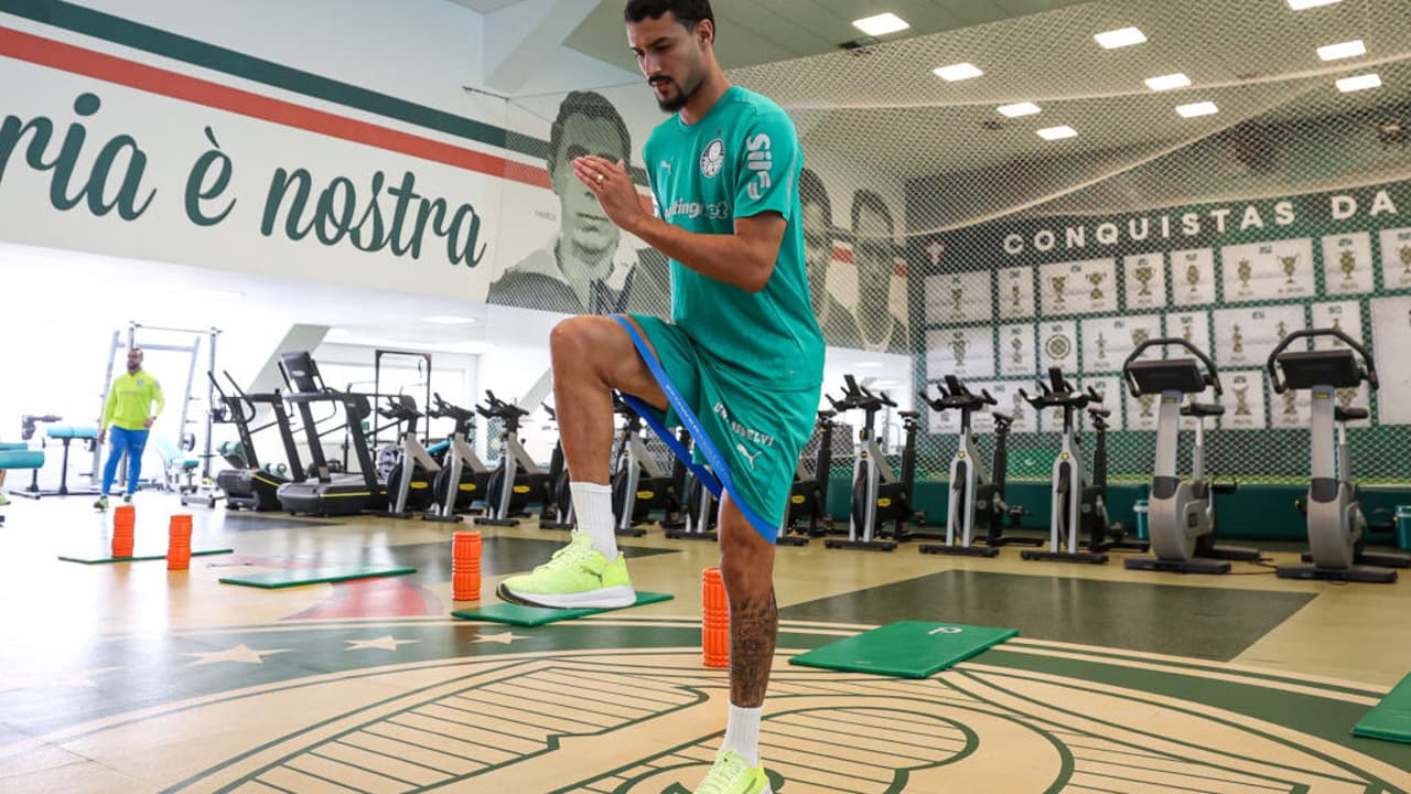 Reforço do Palmeiras, Jefté regularizado no BID; estreia do lateral em breve.