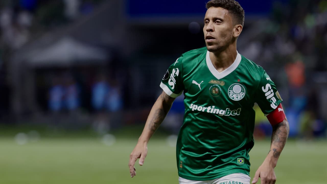 Atitude de Marcos Rocha em despedida do Palmeiras repercute negativamente entre torcedores.