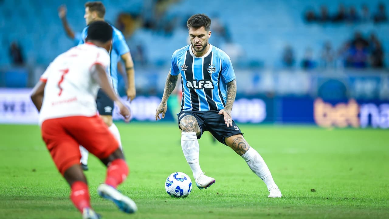 Ex-Grêmio, Nathan recebe sondagens de clubes da Série A