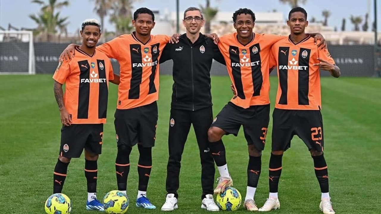 Clube inglês estabelece novo recorde ao contratar ex-jogador do Palmeiras