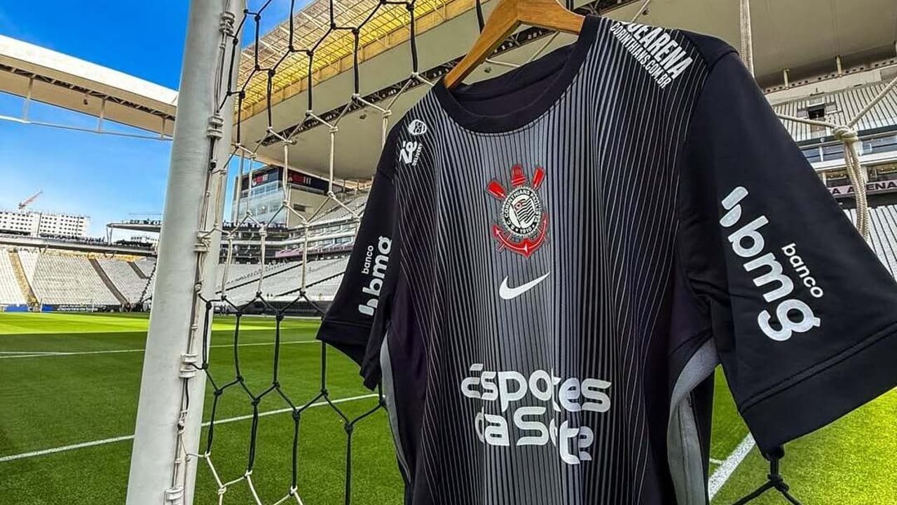 Marca de cosméticos estreia no futebol com patrocínio ao Corinthians feminino