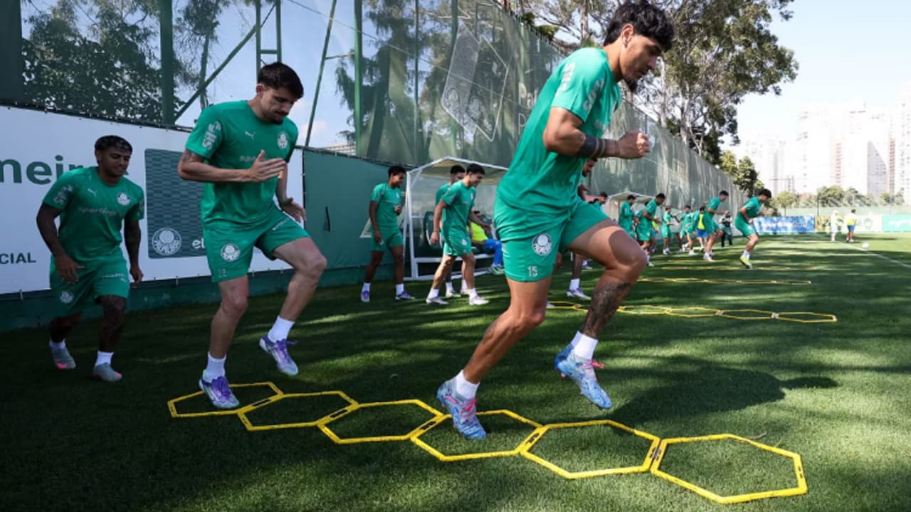 Palmeiras finaliza treinos para clássico contra o Corinthians com possíveis alterações de Abel