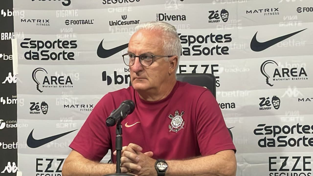 Dorival pode ajustar esquema do Corinthians no Derby devido a problemas nas laterais