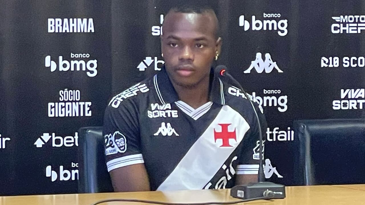 Andrés Goméz é apresentado pelo Vasco e elogia Diniz: 'Potencializa seus jogadores '