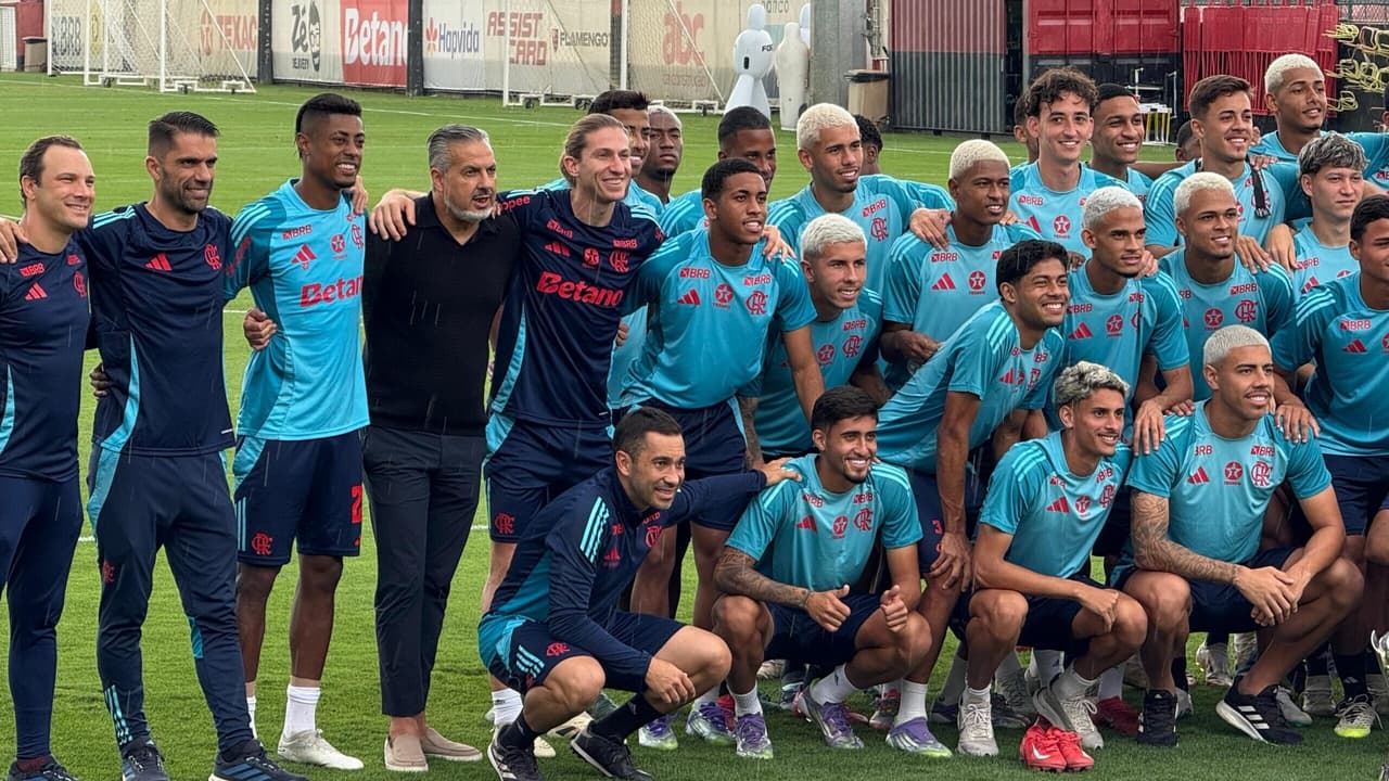 Flamengo presta homenagem aos Garotos do Ninho campeões do Mundial Sub-20