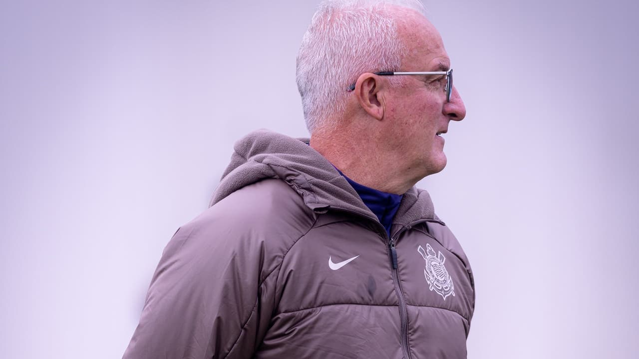 Garro fica fora do treino do Corinthians; veja como foi a atividade