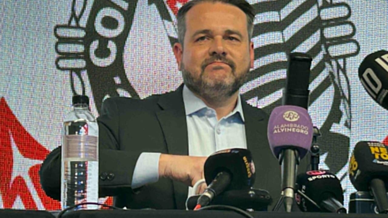 Candidato revela banco interessado em investimento bilionário no Corinthians