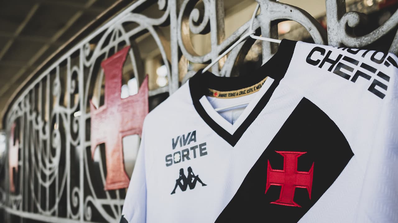Vasco e Flamengo lideram ranking de lojas oficiais entre clubes da Série A; veja lista