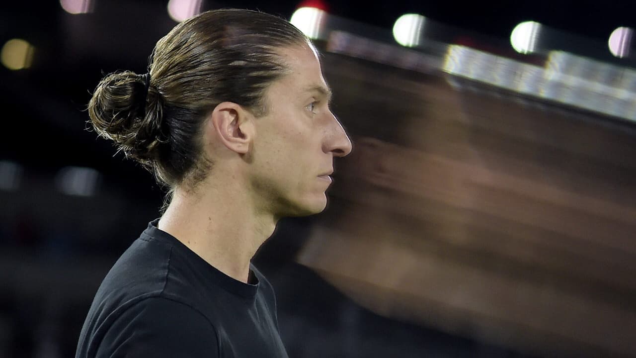 Flamengo Inicia Partida Contra o Ceará Com Samuel Lino Como Titular