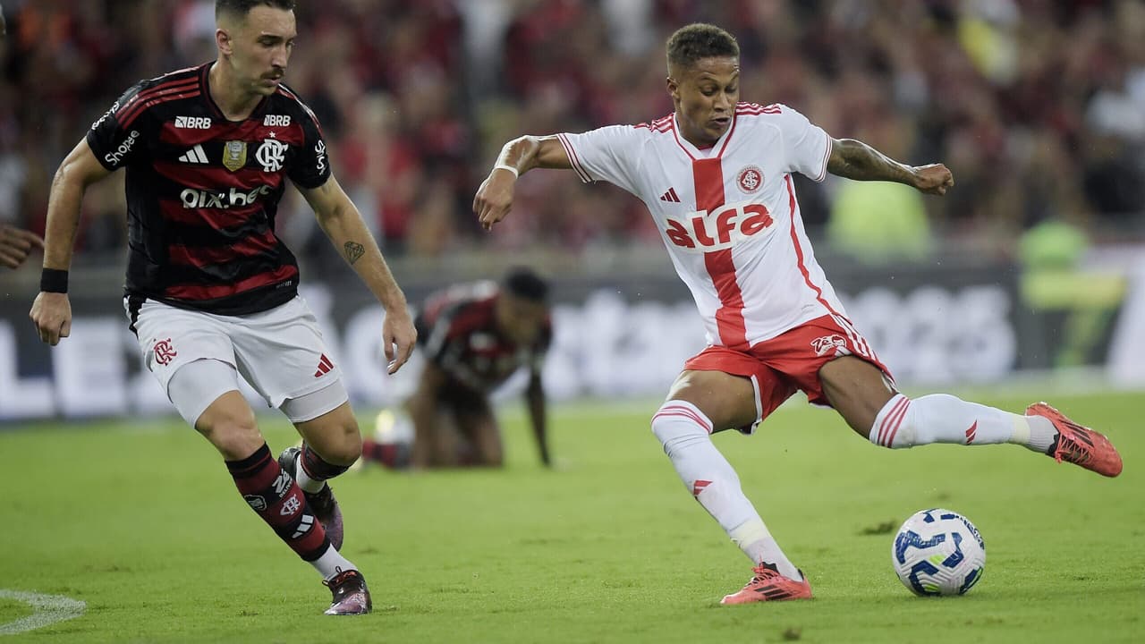 Internacional e Flamengo: Confronto e números no Brasileirão
